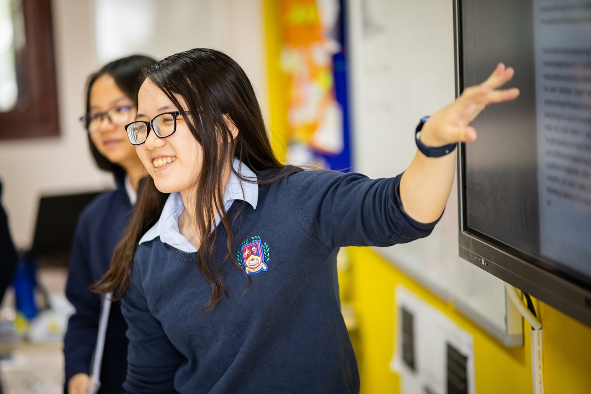 Empowering vulnerable communities in Hanoi through student-led English teaching in Vietnam