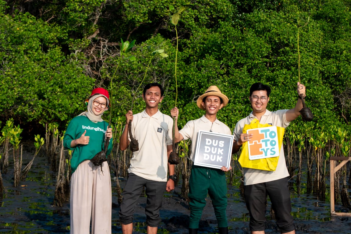 Dus Duk Duk dan LindungiHutan Jalin Kolaborasi Kembali untuk Pelestarian Lingkungan