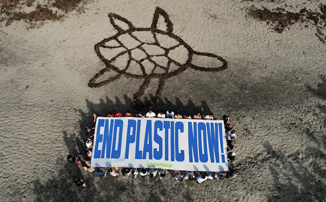 Green groups, advocates deliver bold message  to governments: End plastic now