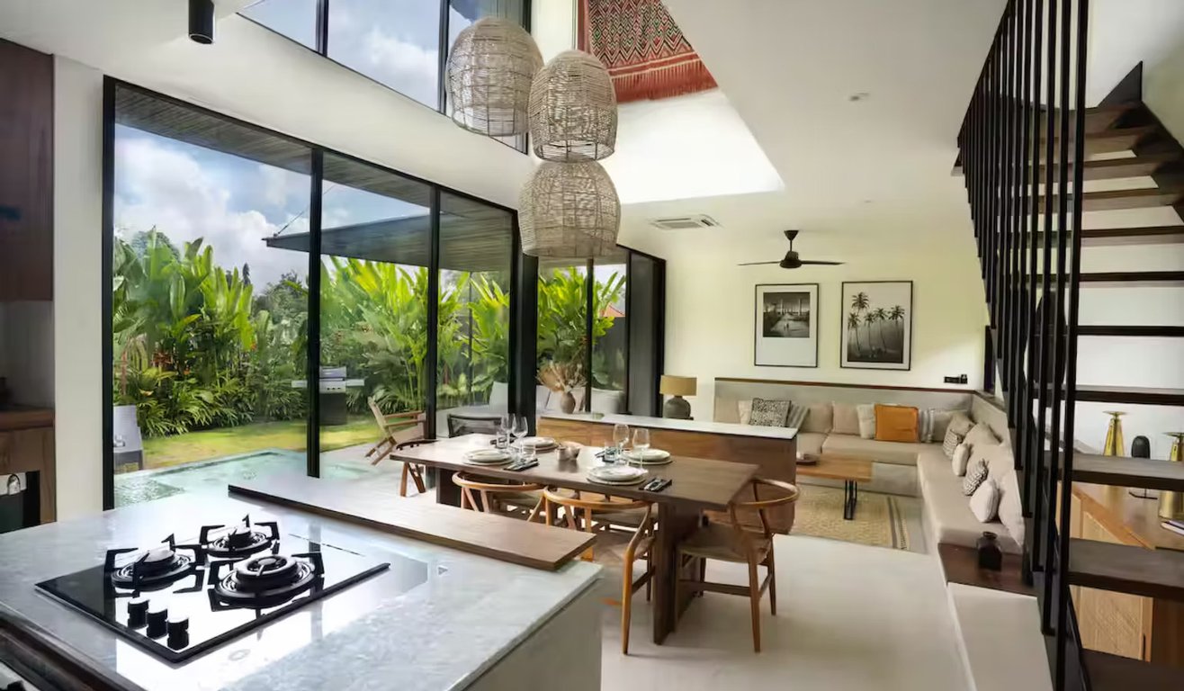 Bali Villas vs Hotels: Which Is Better for Your Trip?