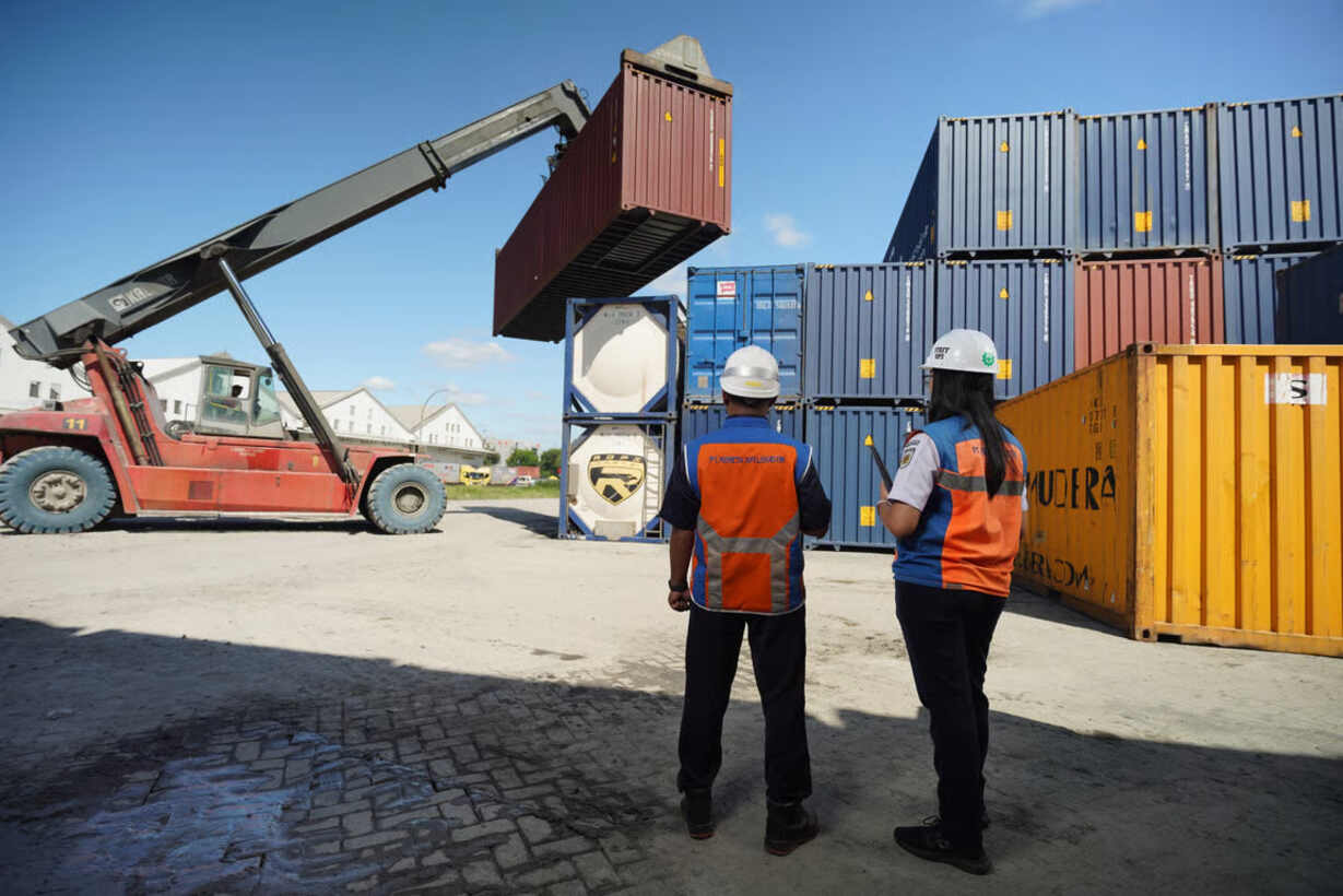 KAI Logistik Kelola 2,2 Juta Barang, Peti Kemas Naik 40%