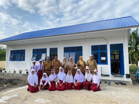 Respon Cepat PTPN Group Bangun Kembali Gedung Sekolah di Rokan Hulu Pasca Terbakar