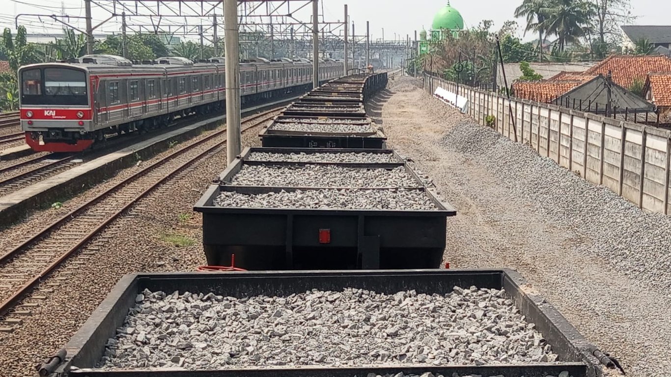 Dukung Keandalan dan Keselamatan Perjalanan KA, KAI Logistik Lakukan Pengeceran Balas Secara Bertahap