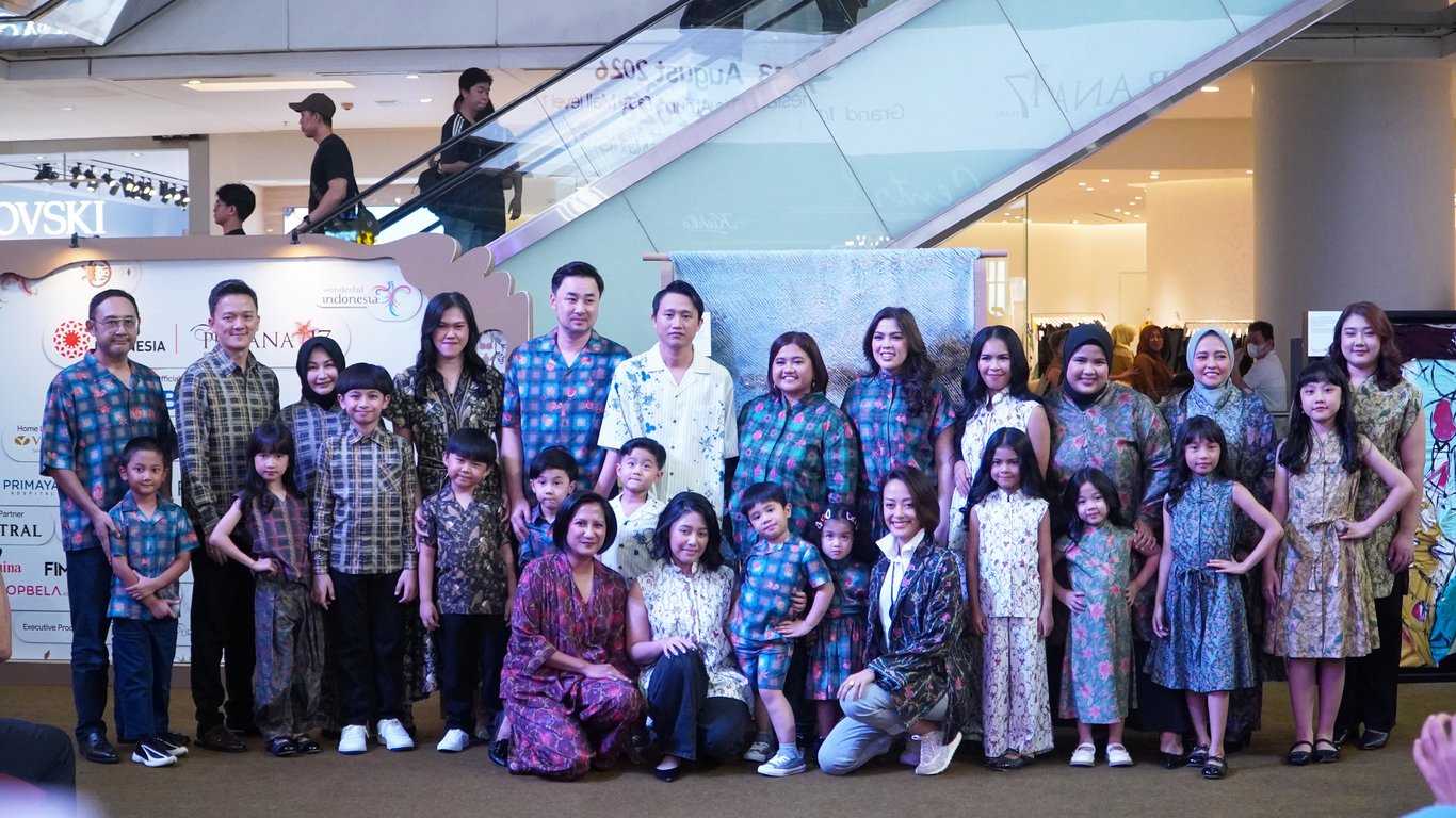 Grand Indonesia – PURANA 17 “Renjana Perca” Ditutup Anggun dengan Peluncuran PURANA KIDS SS27: Hadirkan Perpaduan Motif Purana x Afganial dan Regal Bloom