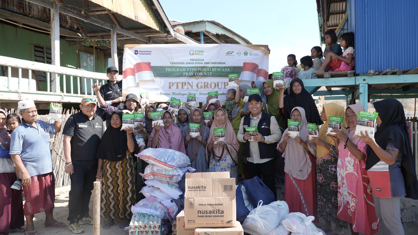 PTPN Group Kirim 17 Ton Bantuan untuk Korban Bencana di NTT PTPN Group Kirim 17 Ton Bantuan untuk Korban Bencana di NTT