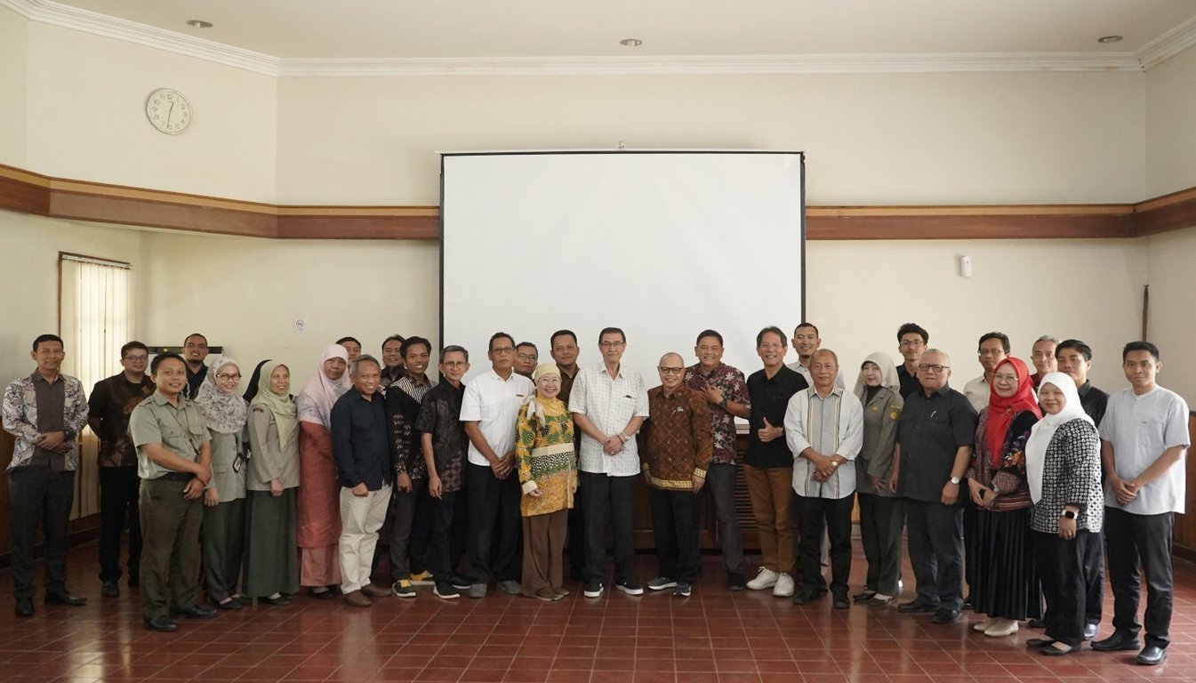 Dorong Ketersediaan Benih Unggul, PT RPN, Anak Usaha Holding Perkebunan Nusantara Bahas Relaksasi Regulasi Perbenihan Karet
