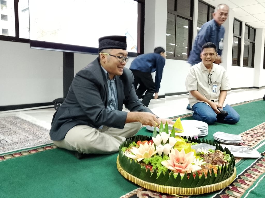 BRI Region 6 Gelar Pengajian Jumat Rutin dan Syukuran Gedung Kerja Baru, Perkuat Kebersamaan dan Rasa Syukur